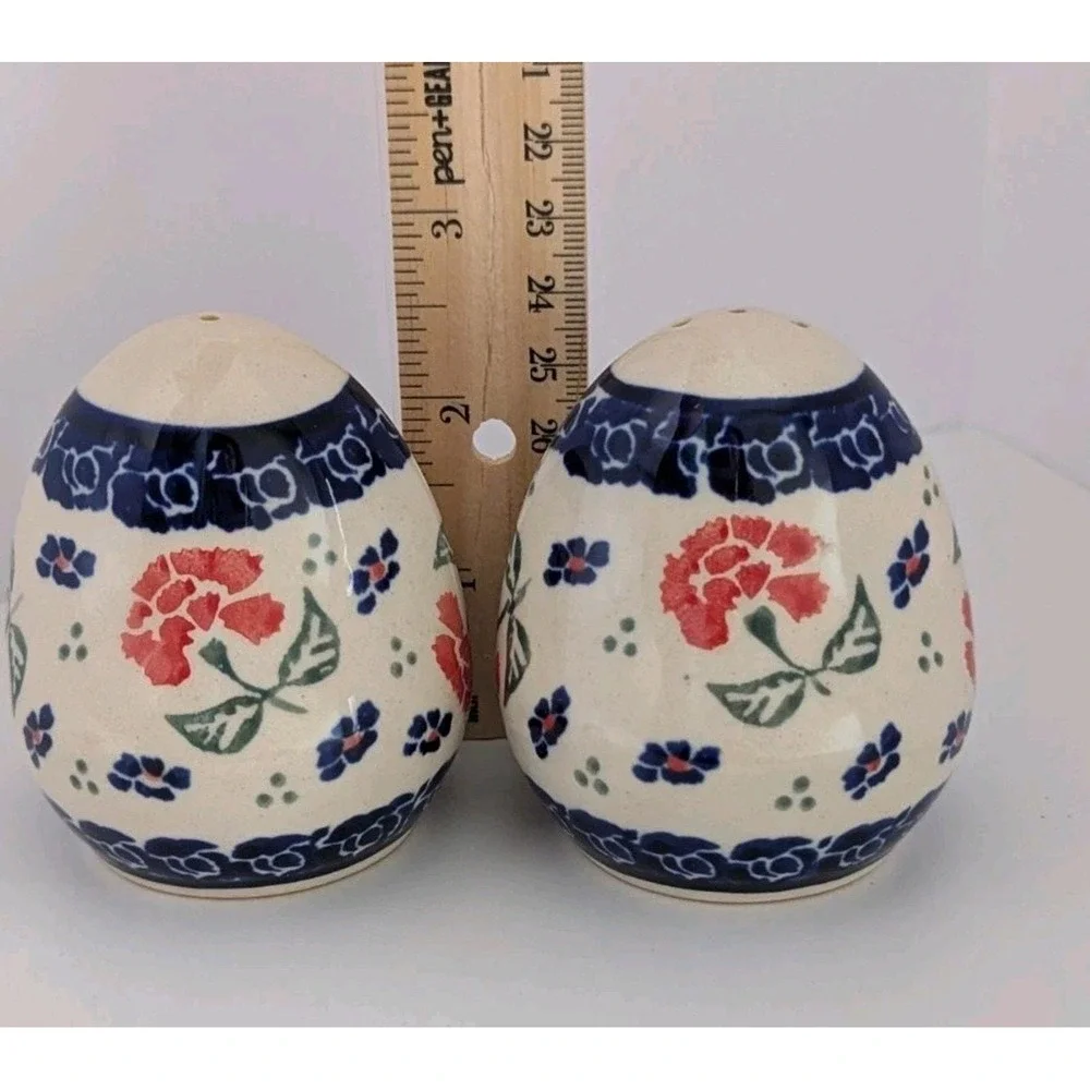 Vintage Salt & Pepper Shakers Cottagecore Floral Ceramic Farmhouse Blue Red 184
